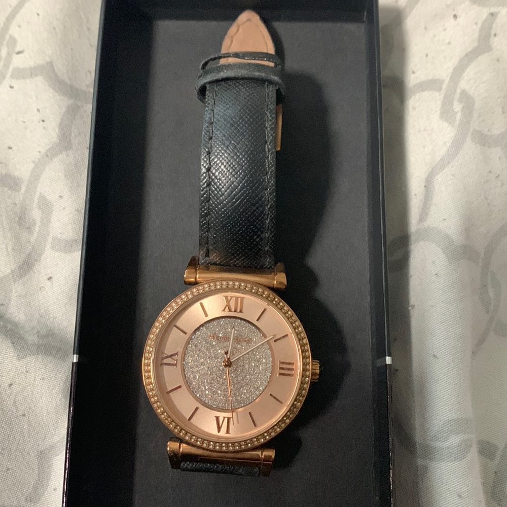 Rose gold Michael Kors womens watch Adjustable strap